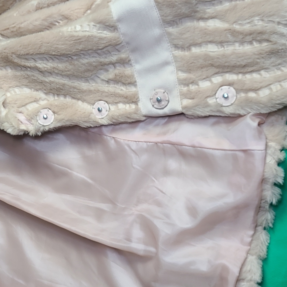 Ladies Jacket - Picture 7 of 9